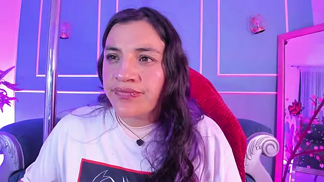 TaraTaylorr online show from February 15, 2026, 7:51 am