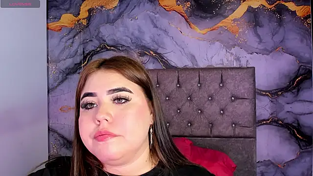 MadissonLee   online show from November 26, 2025, 7:15 pm