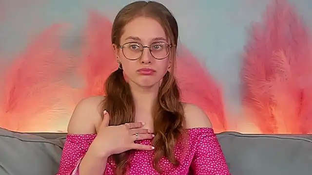 Snapshot of RileyMimicho chatting on March 1, 2025, 4:11 pm RileyMimicho online show from March 1, 2025, 4:11 pm