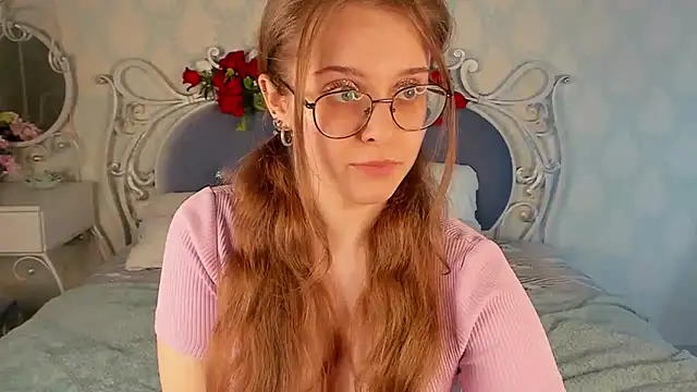 Snapshot of RileyMimicho chatting on March 12, 2025, 10:48 am RileyMimicho online show from March 12, 2025, 10:48 am