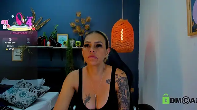 yessila parker online show from April 26, 2026, 8:45 am