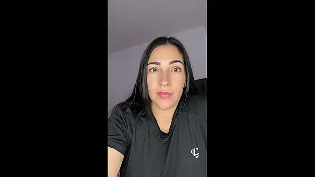 Snapshot of luna_lgomez_ chatting on July 29, 2026, 8:18 pm luna lgomez online show from July 29, 2026, 8:18 pm