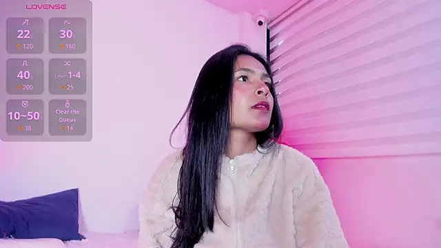 Fernanda liie  online show from June 16, 2026, 12:52 pm