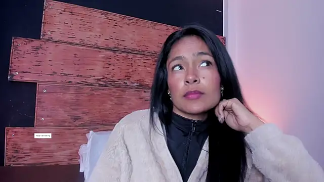 Fernanda liie  online show from July 14, 2026, 12:55 pm
