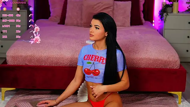 SabrinaSky online show from May 7, 2026, 4:56 pm