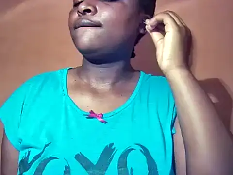 Snapshot of sexyhips2001 chatting on November 27, 2025, 10:23 pm sexyhips2001 online show from November 27, 2025, 10:23 pm