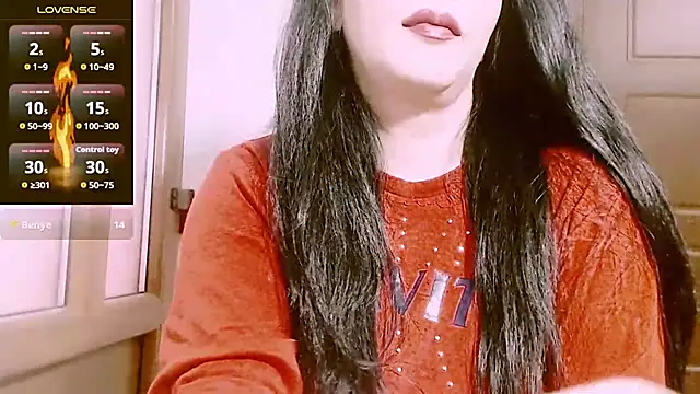 Snapshot of Alina_eve chatting on July 10, 2026, 4:09 pm Alina eve online show from July 10, 2026, 4:09 pm