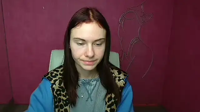 Snapshot of Fiona_Night chatting on March 11, 2025, 9:13 am Fiona Night online show from March 11, 2025, 9:13 am