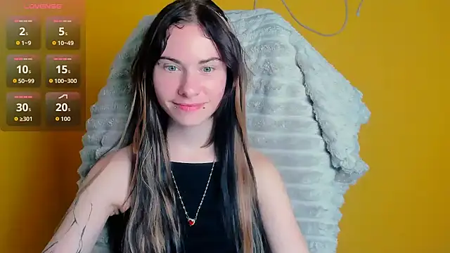 Snapshot of Fiona_Night chatting on June 20, 2026, 11:35 am Fiona Night online show from June 20, 2026, 11:35 am
