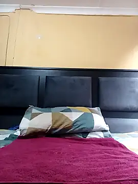 JuicyMilkyTizzy online show from February 13, 2026, 8:54 am