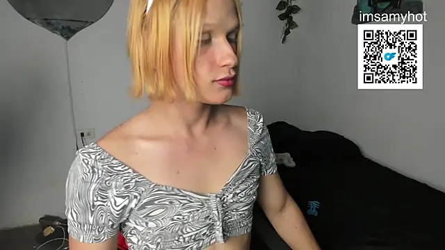 Snapshot of G_obedient_boy chatting on October 30, 2025, 7:03 pm G obedient boy online show from October 30, 2025, 7:03 pm