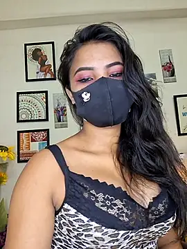 Snapshot of Noor-Bold chatting on December 2, 2025, 2:28 am Noor-Bold online show from December 2, 2025, 2:28 am