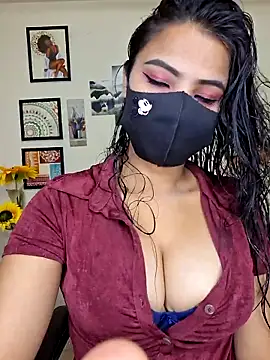 Snapshot of Noor-Bold chatting on December 15, 2025, 1:43 am Noor-Bold online show from December 15, 2025, 1:43 am