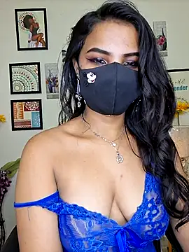 Snapshot of Noor-Bold chatting on December 18, 2025, 3:07 pm Noor-Bold online show from December 18, 2025, 3:07 pm