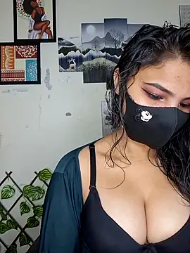 Snapshot of Noor-Bold chatting on February 11, 2026, 2:05 am Noor-Bold online show from February 11, 2026, 2:05 am