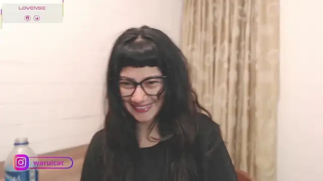 Laury uri online show from March 6, 2026, 12:45 pm