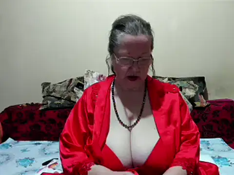 Snapshot of SingleMILF chatting on March 10, 2025, 9:53 am SingleMILF online show from March 10, 2025, 9:53 am