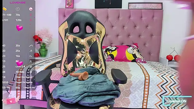 Snapshot of Aitana_star1 chatting on March 20, 2025, 8:08 pm Aitana star1 online show from March 20, 2025, 8:08 pm