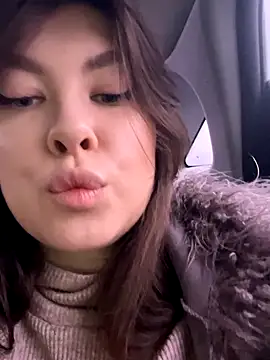 Snapshot of HannaJohnson chatting on November 13, 2025, 5:50 am HannaJohnson online show from November 13, 2025, 5:50 am