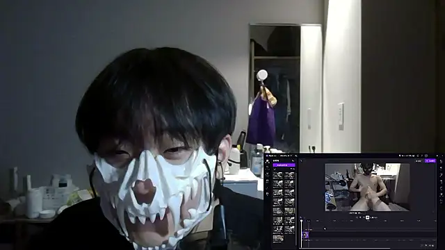 Snapshot of sdamvo2 chatting on November 4, 2025, 11:42 am sdamvo2 online show from November 4, 2025, 11:42 am