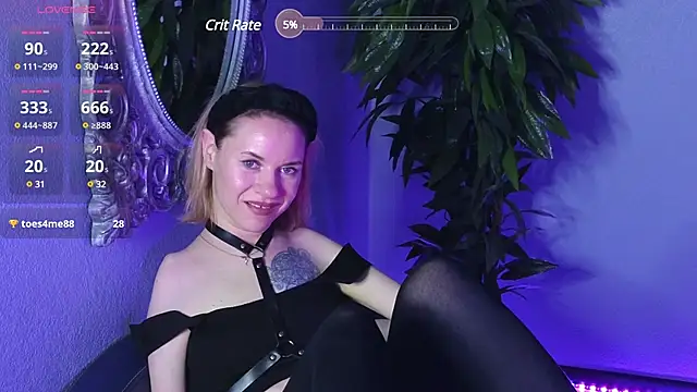 Snapshot of EmmaGallen chatting on March 12, 2025, 11:42 am EmmaGallen online show from March 12, 2025, 11:42 am