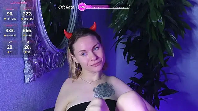 Snapshot of EmmaGallen chatting on March 14, 2025, 8:21 am EmmaGallen online show from March 14, 2025, 8:21 am