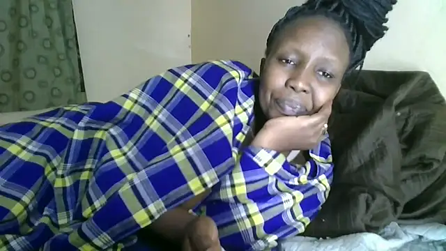 Snapshot of Squirt_Goddesss chatting on December 18, 2025, 8:48 pm Squirt Goddesss online show from December 18, 2025, 8:48 pm