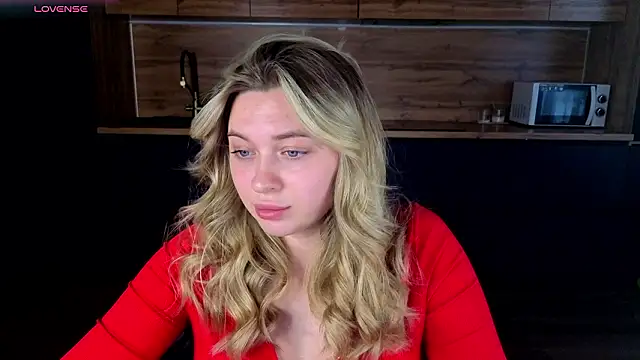 christie luv online show from March 14, 2026, 2:22 pm