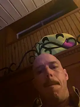 Snapshot of Mac_ThunderCock chatting on March 1, 2025, 6:57 am Mac ThunderCock online show from March 1, 2025, 6:57 am