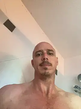 Mac ThunderCock online show from April 30, 2026, 9:30 pm