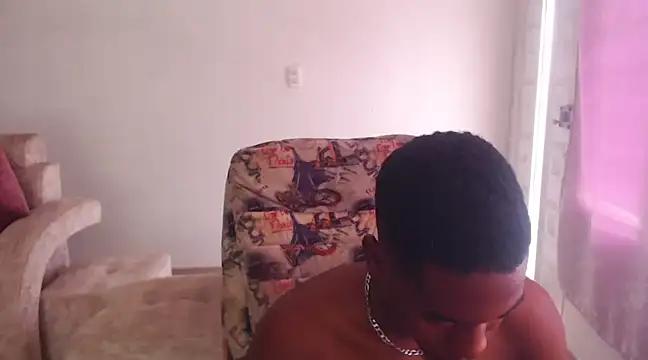 Snapshot of Dreamastercum_ chatting on March 11, 2025, 1:34 pm Dreamastercum online show from March 11, 2025, 1:34 pm