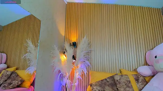 Snapshot of AlexiaAbbey chatting on June 3, 2026, 7:19 pm AlexiaAbbey online show from June 3, 2026, 7:19 pm