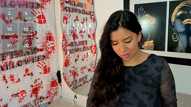 emilyy cooperr online show from October 30, 2025, 12:17 pm