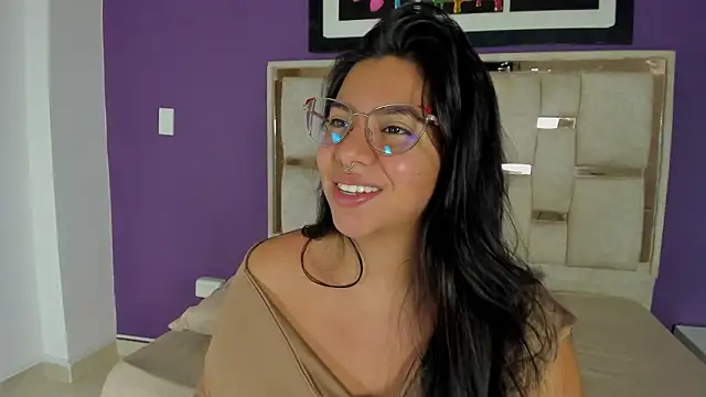 emilyy cooperr online show from March 5, 2026, 12:12 pm