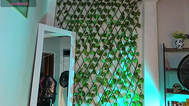 Snapshot of demimoore222 chatting on March 18, 2025, 12:05 am demimoore222 online show from March 18, 2025, 12:05 am