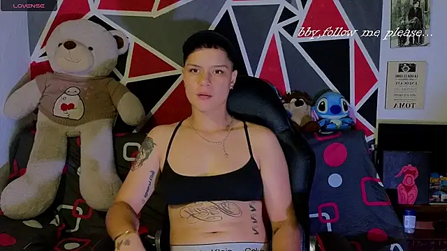 Snapshot of demimoore222 chatting on November 16, 2025, 10:37 pm demimoore222 online show from November 16, 2025, 10:37 pm