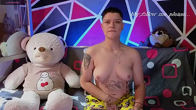 Snapshot of demimoore222 chatting on November 20, 2025, 5:12 pm demimoore222 online show from November 20, 2025, 5:12 pm