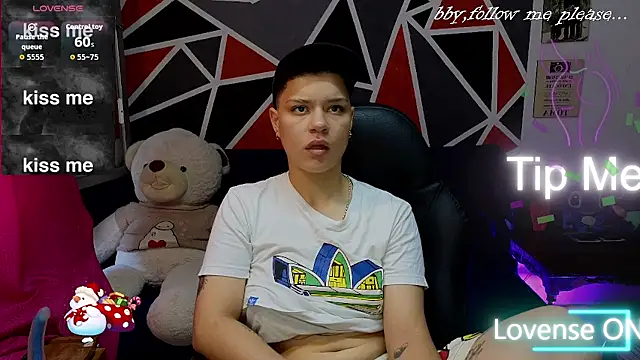 Snapshot of demimoore222 chatting on November 27, 2025, 1:57 pm demimoore222 online show from November 27, 2025, 1:57 pm