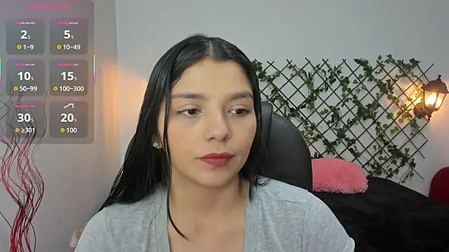 Snapshot of issa__nassar chatting on October 25, 2025, 1:29 pm issa nassar online show from October 25, 2025, 1:29 pm