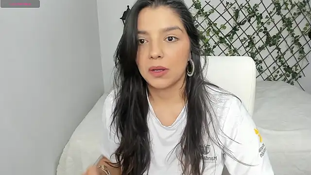 Snapshot of issa__nassar chatting on March 7, 2026, 12:46 pm issa nassar online show from March 7, 2026, 12:46 pm