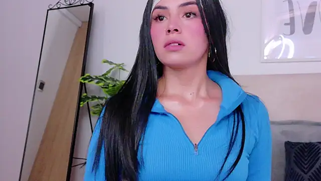 Snapshot of SaritaBratz chatting on November 7, 2025, 8:31 pm SaritaBratz online show from November 7, 2025, 8:31 pm