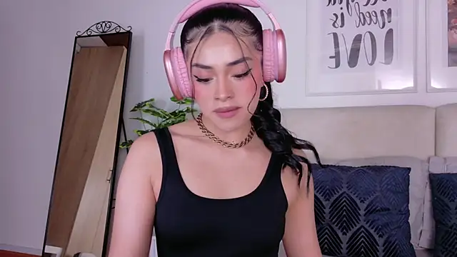 SaritaBratz online show from March 5, 2026, 8:49 pm