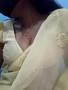 Sexyradha  online show from March 4, 2026, 4:35 pm