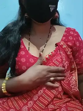 Sexyradha  online show from July 7, 2026, 4:55 pm