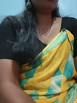 Sexyradha  online show from August 1, 2026, 4:17 pm