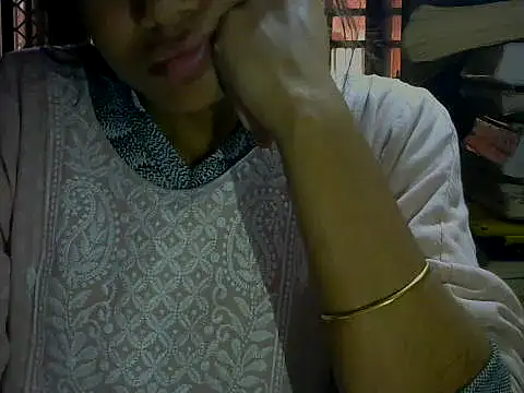 mayra89 online show from November 10, 2025, 4:22 am