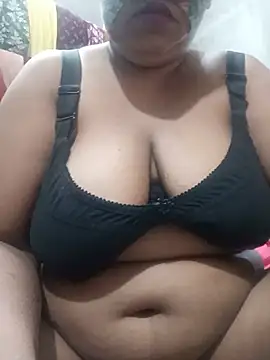 Snapshot of Pakhi_Couple_69 chatting on July 2, 2026, 6:36 pm Pakhi Couple 69 online show from July 2, 2026, 6:36 pm
