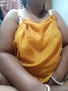 Snapshot of Pakhi_Couple_69 chatting on July 13, 2026, 5:38 pm Pakhi Couple 69 online show from July 13, 2026, 5:38 pm