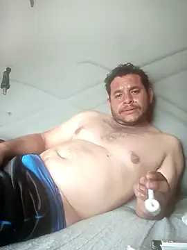 reycorona online show from February 18, 2026, 8:16 pm