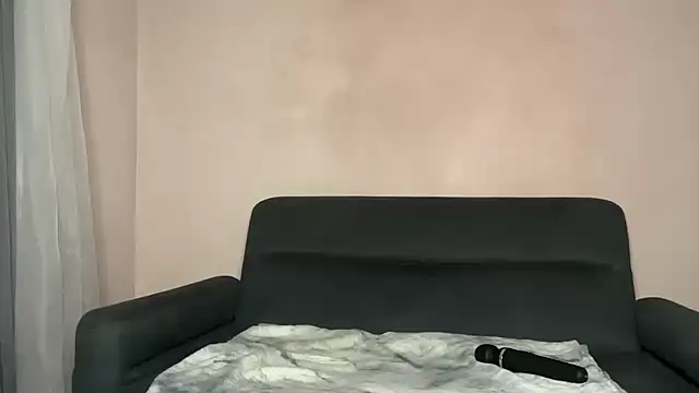 Pleasing-Chloe49 online show from September 28, 2025, 7:08 pm